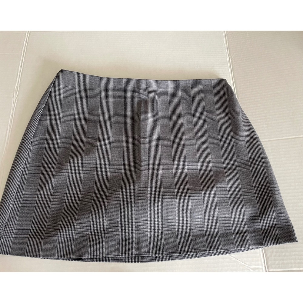 NWT-Abercrombie Skort Scarlett Mini Plaid Dark Academia Preppy Grey-Size Med
